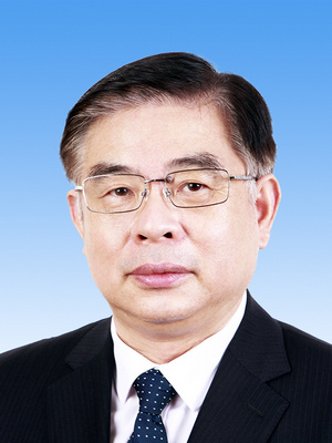 陸俊華，男，漢族，1962年1月生，研究生學(xué)歷，中共黨員，現(xiàn)任中央紀委國家監(jiān)委駐人民日報社紀檢監(jiān)察組組長、人民日報社編委委員。