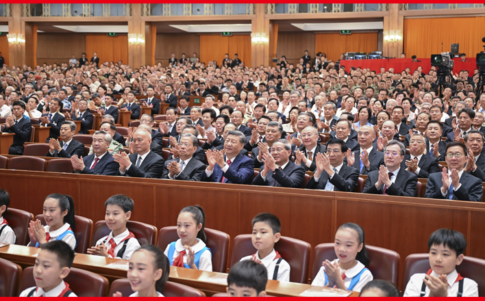 紀(jì)念抗戰(zhàn)勝利80周年文藝晚會在京隆重舉行